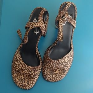 Cheetah Print Sandals Sz 8.5